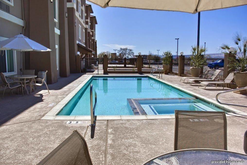 Best Western Douglas Inn & Suites Экстерьер фото