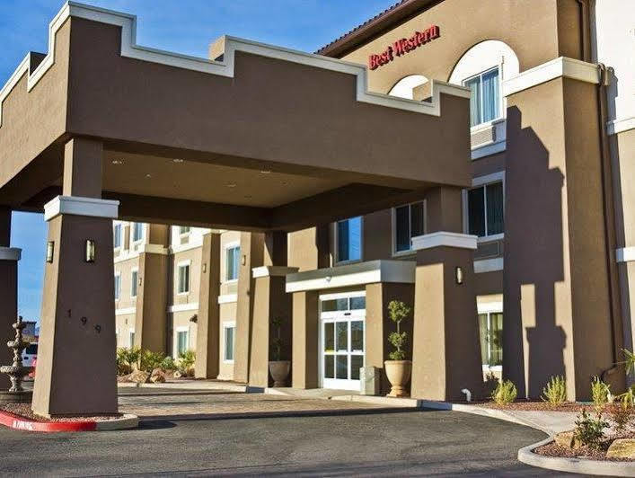 Best Western Douglas Inn & Suites Экстерьер фото
